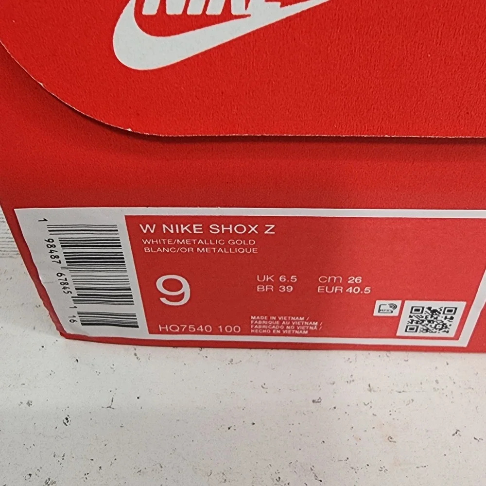 Nike Shox Z Shoes Mens 9 White Gold Running Sneakers HQ7540-100 NWB